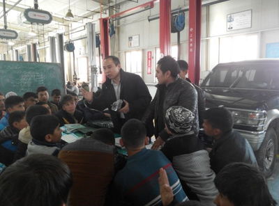 大國(guó)工匠陶巍和他的徒弟們